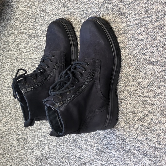 ⭐Steve Madden Men's Suede Boots⭐ - Picture 2 of 7